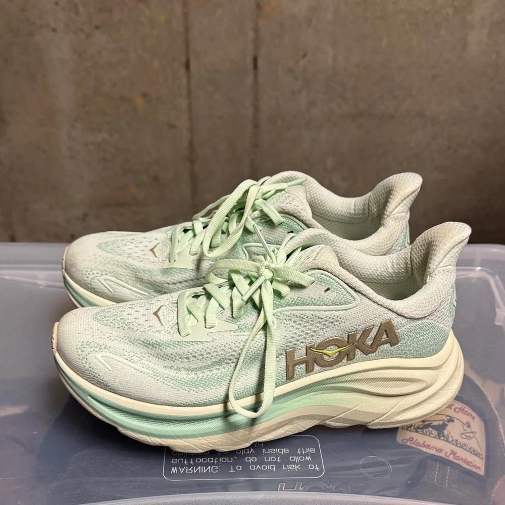 Hoka Light Green Athletic Shoes - Picture 3 of 8